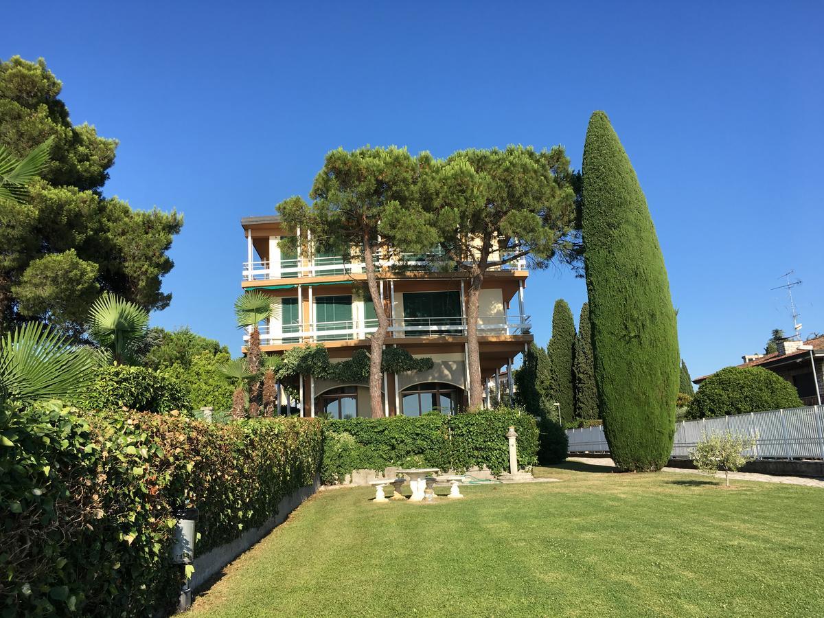 Sunset Apartment Sirmione Eksteriør billede